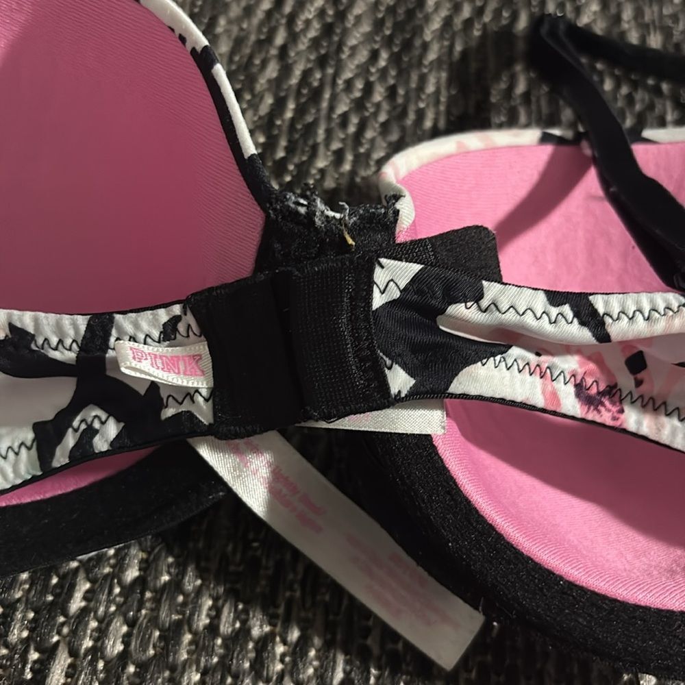 PINK Victoria's secret wear everywhere lightly lined bras - Picture 13 of 13